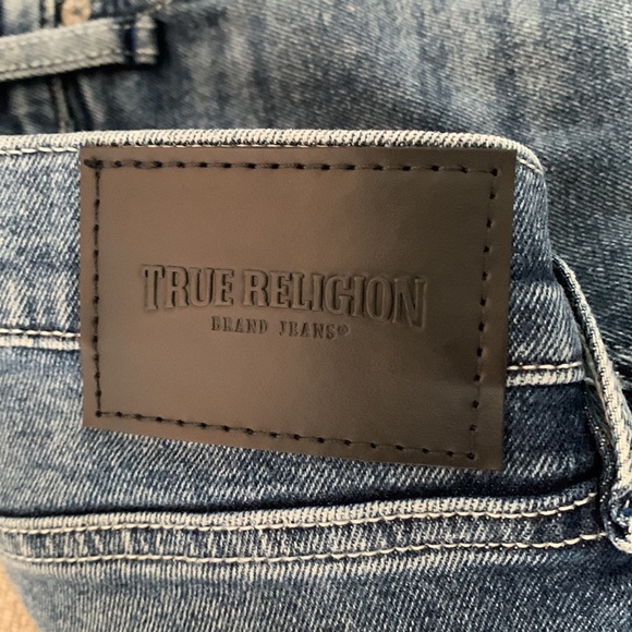 True Religion Geno Relaxed Slim Jeans - Picture 4 of 6